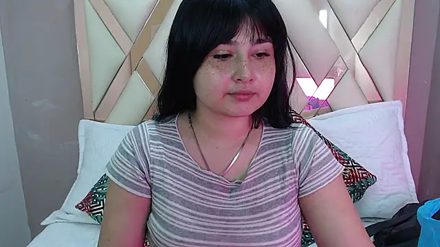 Sweet sumisive online show from 14, 12, 2025