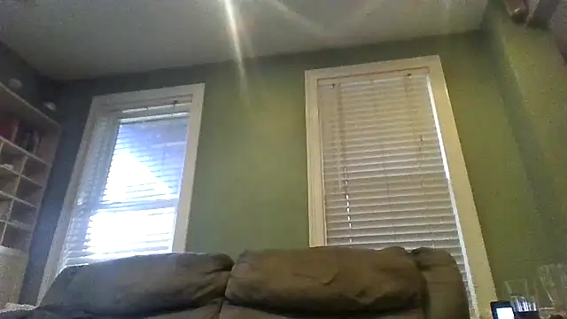 Snapshot of burby79 chatting on 1, 8, 2026 burby79 online show from 1, 8, 2026