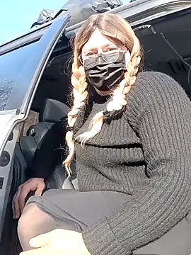 Ashley-Amber Dragon online show from 22, 12, 2025