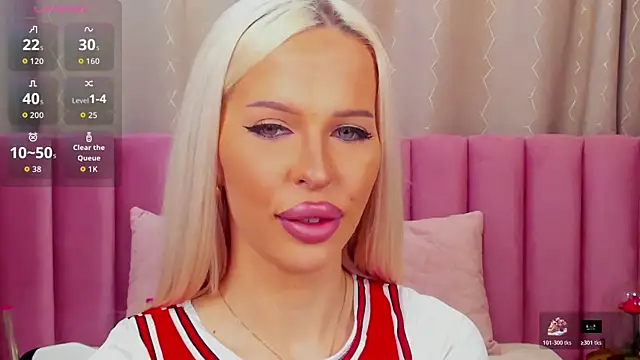 Snapshot of KailaCrystall chatting on 11, 11, 2025 KailaCrystall online show from 11, 11, 2025