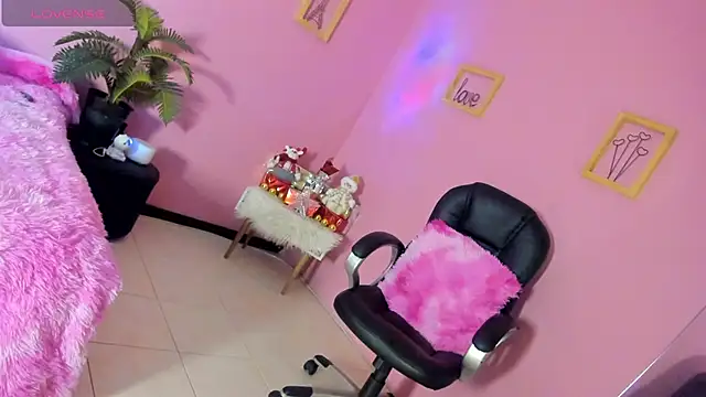 the fenix boy online show from 5, 12, 2025