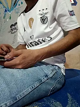 Snapshot of Pedropuente200 chatting on 21, 11, 2025 Pedropuente200 online show from 21, 11, 2025