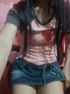 Snapshot of Kylie_beem chatting on 24, 10, 2025 Kylie beem online show from 24, 10, 2025