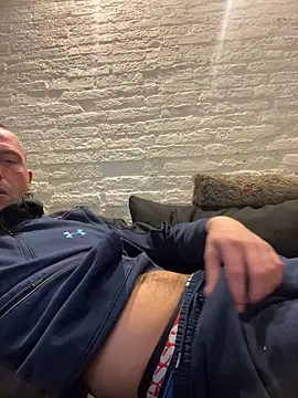 Rotteei1 online show from 12, 4, 2026