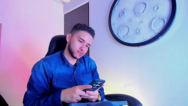 mike 257 online show from 25, 2, 2026