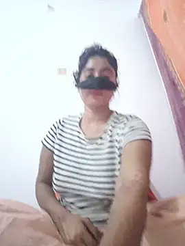 Snapshot of Hot_Angle chatting on 4, 6, 2026 Hot Angle online show from 4, 6, 2026