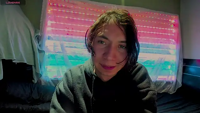 najimi uwu online show from 14, 11, 2025