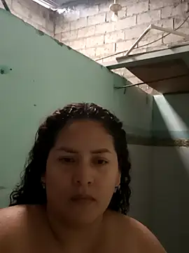 Snapshot of chikis12_ chatting on 23, 11, 2025 chikis12 online show from 23, 11, 2025