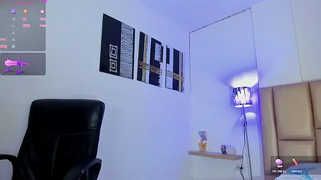 Snapshot of NahomiWalker_ chatting on 29, 10, 2025 NahomiWalker online show from 29, 10, 2025