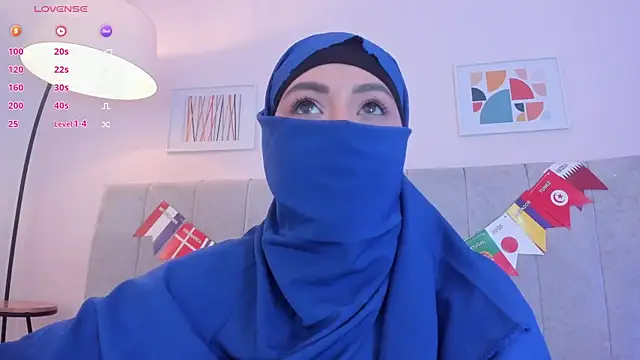 Snapshot of fatiima_ chatting on 8, 7, 2026 fatiima online show from 8, 7, 2026