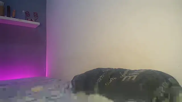 Snapshot of mia_chanel104 chatting on 5, 8, 2026 mia chanel104 online show from 5, 8, 2026