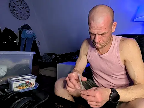 Kinky Play1 online show from 26, 3, 2026