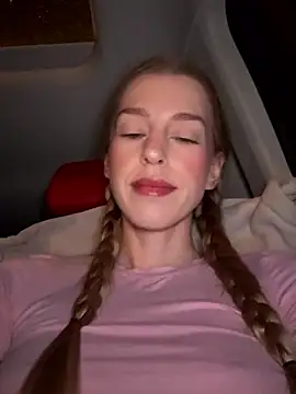 kira mia online show from 13, 1, 2026