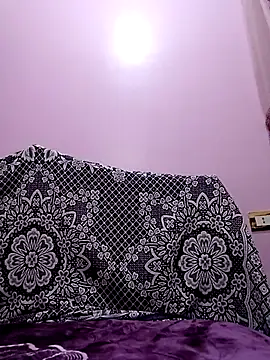 Snapshot of SandyAmr chatting on 28, 10, 2025 SandyAmr online show from 28, 10, 2025