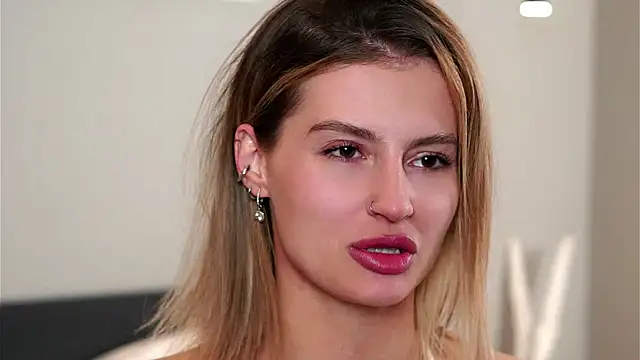 Snapshot of buvei chatting on 26, 10, 2025 buvei online show from 26, 10, 2025