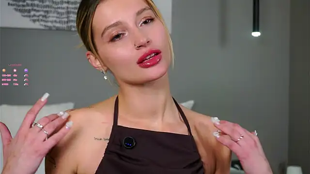 Snapshot of buvei chatting on 3, 11, 2025 buvei online show from 3, 11, 2025