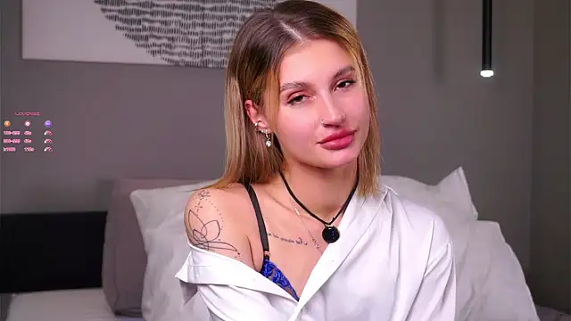 Snapshot of buvei chatting on 24, 11, 2025 buvei online show from 24, 11, 2025