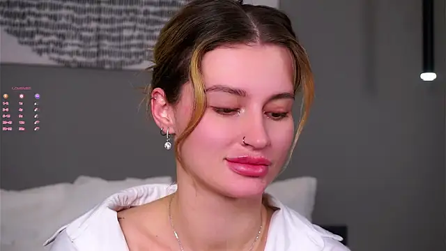 Snapshot of buvei chatting on 15, 12, 2025 buvei online show from 15, 12, 2025