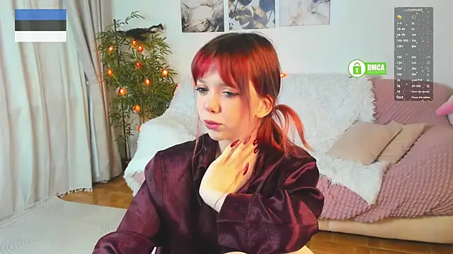 Snapshot of Rochelle_Dolly chatting on 4, 12, 2025 Rochelle Dolly online show from 4, 12, 2025