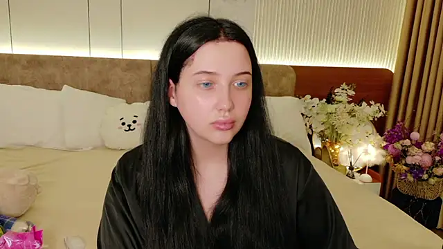 Felicia Herceg online show from 7, 1, 2026