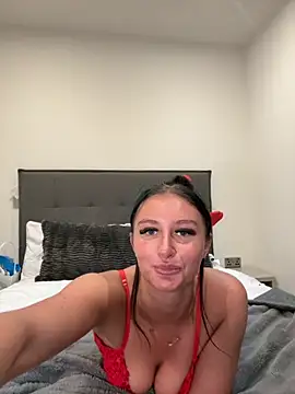 Snapshot of AlexandraLovex chatting on 27, 10, 2025 AlexandraLovex online show from 27, 10, 2025