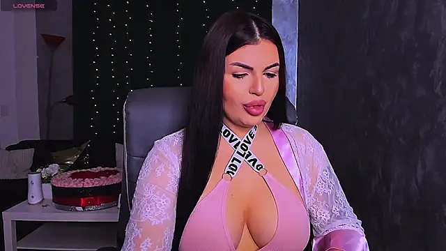 RheaLynn online show from 24, 11, 2025