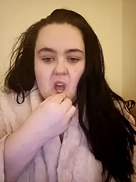 Maya 29x online show from 14, 12, 2025