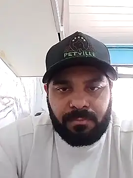 Snapshot of Sfdocom chatting on 6, 11, 2025 Sfdocom online show from 6, 11, 2025