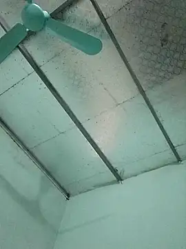 Snapshot of _LAN_ chatting on 24, 10, 2025 LAN online show from 24, 10, 2025