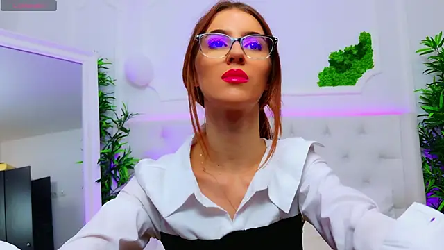 ElisaCharm online show from 31, 10, 2025