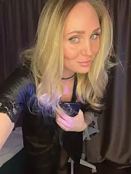 Drink me all up online show from 2, 11, 2025