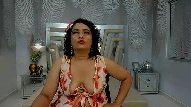 Bianca Millf online show from 11, 4, 2026