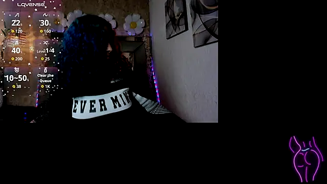 Cristall ravven online show from 4, 11, 2025