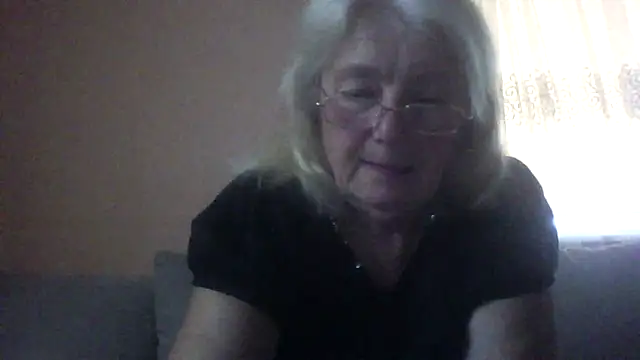 Snapshot of AmyLove353 chatting on 10, 7, 2026 AmyLove353 online show from 10, 7, 2026