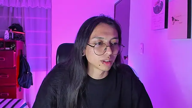  Astrea  online show from 4, 3, 2026