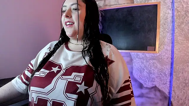 Danna piink  online show from 1, 4, 2026