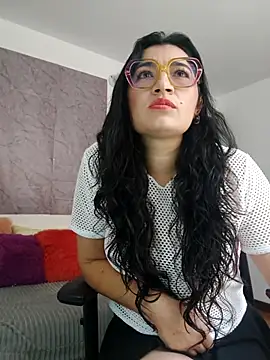 Snapshot of Flacabonita1 chatting on 24, 10, 2025 Flacabonita1 online show from 24, 10, 2025