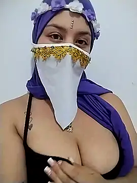 caroline peed online show from 21, 10, 2025