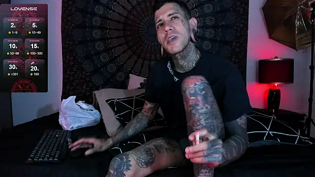 Snapshot of cleoo_jhonny chatting on 15, 1, 2026 cleoo jhonny online show from 15, 1, 2026