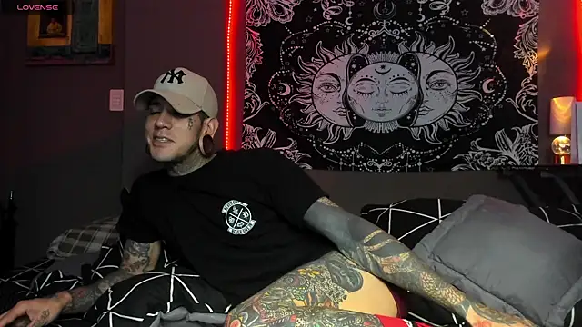 cleoo jhonny online show from 13, 4, 2026