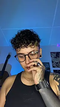 Snapshot of Abby_Evanns1 chatting on 22, 10, 2025 Abby Evanns1 online show from 22, 10, 2025