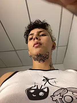 Snapshot of Abby_Evanns1 chatting on 5, 11, 2025 Abby Evanns1 online show from 5, 11, 2025