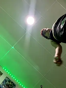 Snapshot of Abby_Evanns1 chatting on 8, 11, 2025 Abby Evanns1 online show from 8, 11, 2025