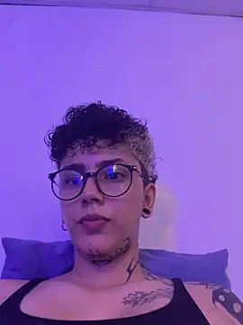 Snapshot of Abby_Evanns1 chatting on 18, 11, 2025 Abby Evanns1 online show from 18, 11, 2025