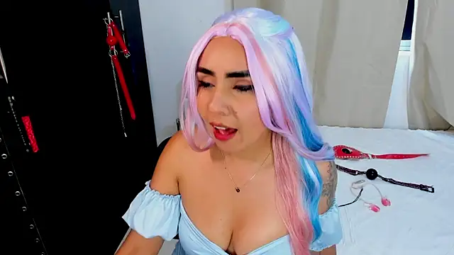 Emilyvalk  online show from 14, 2, 2026