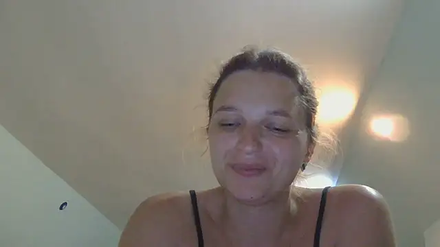 Snapshot of ElisSky301 chatting on 21, 6, 2026 ElisSky301 online show from 21, 6, 2026