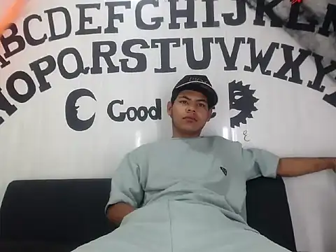 Yordi Alpha online show from 31, 10, 2025