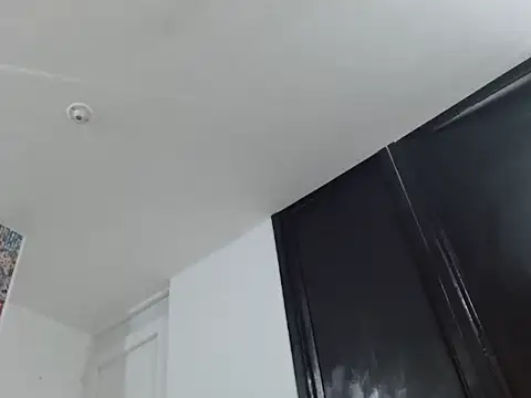 Snapshot of Barbiefox4 chatting on 13, 11, 2025 Barbiefox4 online show from 13, 11, 2025