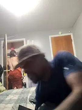 Snapshot of mrspowercouple93 chatting on 7, 11, 2025 mrspowercouple93 online show from 7, 11, 2025