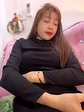 kitty-20x online show from 17, 12, 2025